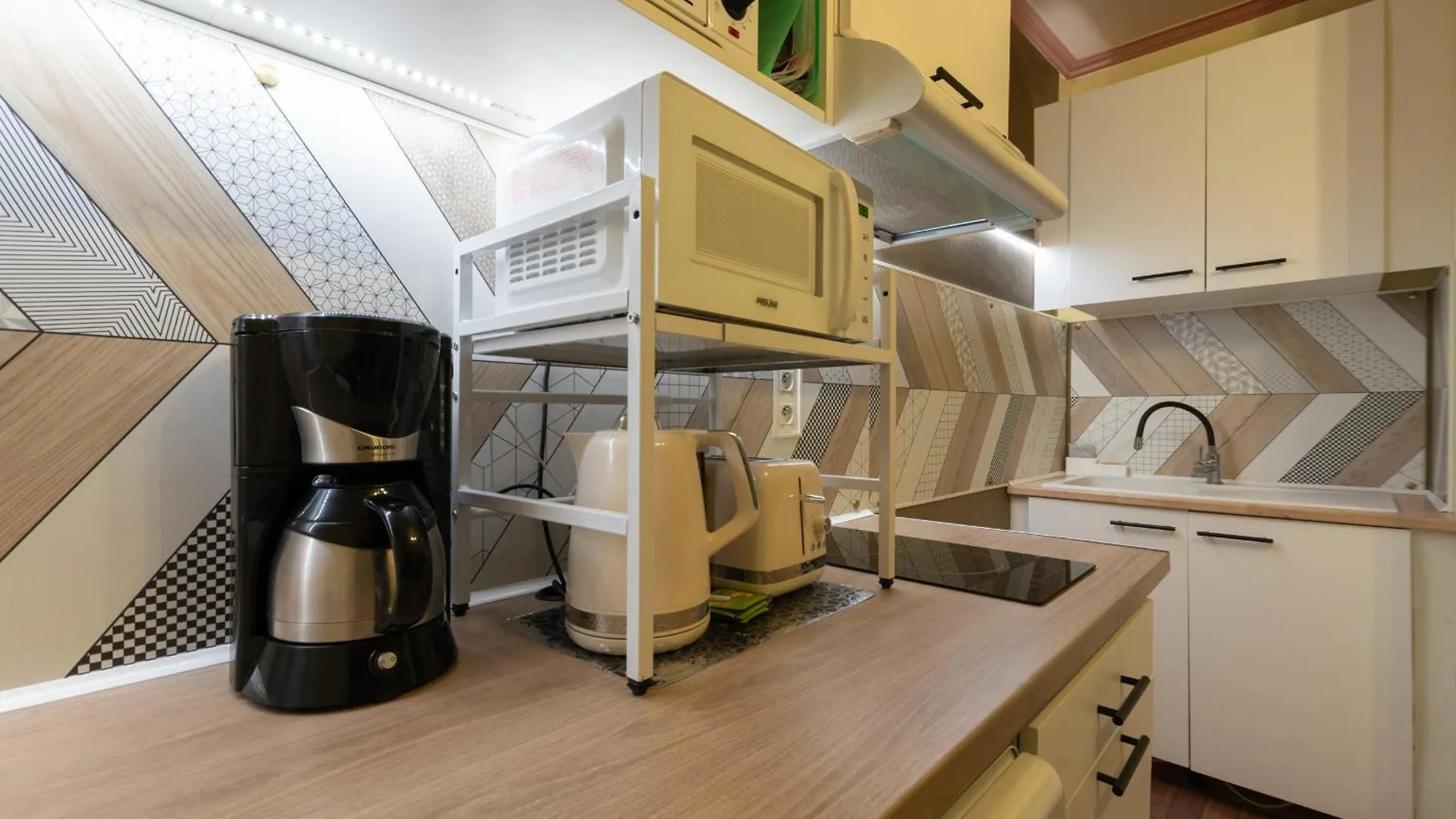 Logements A 2 Petits Pas Bagnères-de-Bigorre 0*,  França